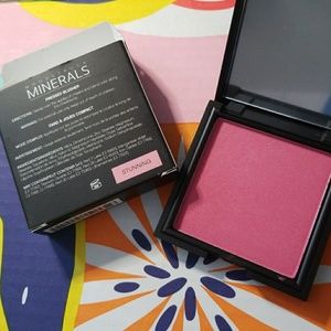 Younique Pressed Blusher